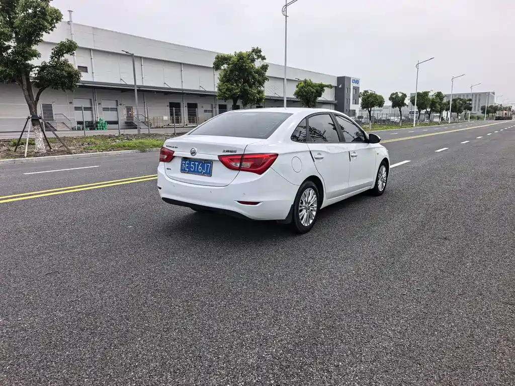 Buick Excelle — миниатюра 11