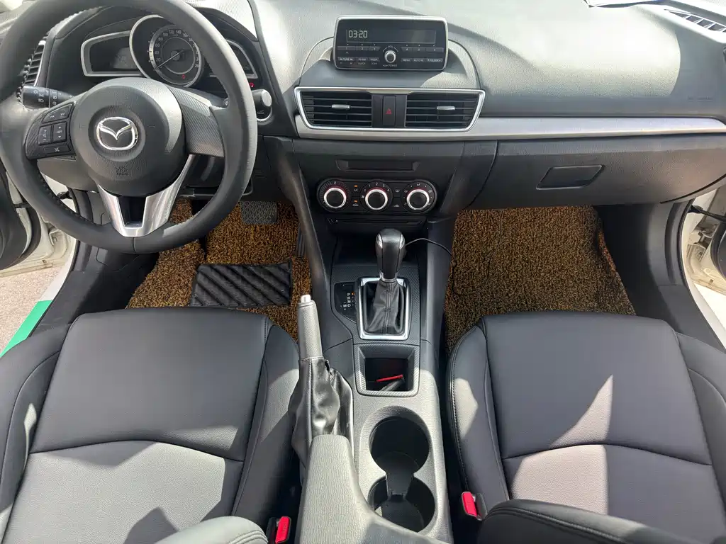 Mazda 3 Axela — миниатюра 6