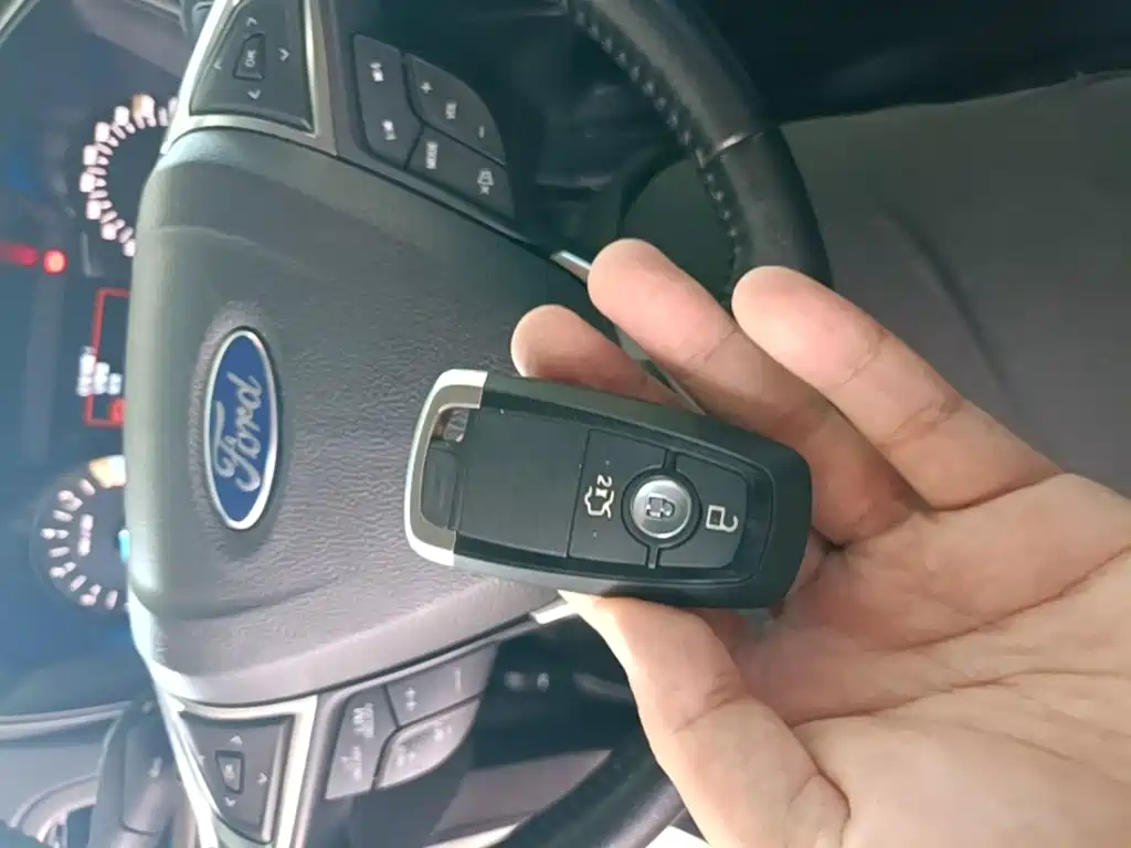 Ford Mondeo — миниатюра 9