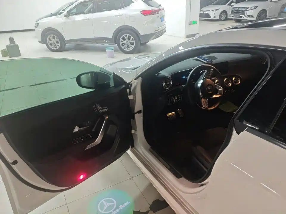 Mercedes-Benz CLA (Import) — миниатюра 5
