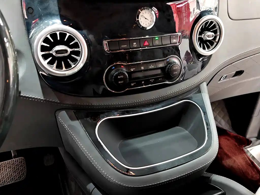 Mercedes-Benz Vito — миниатюра 16