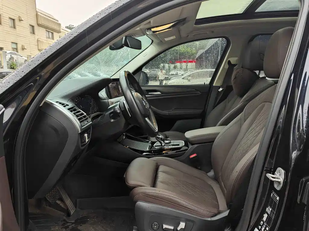 BMW X3 — миниатюра 8