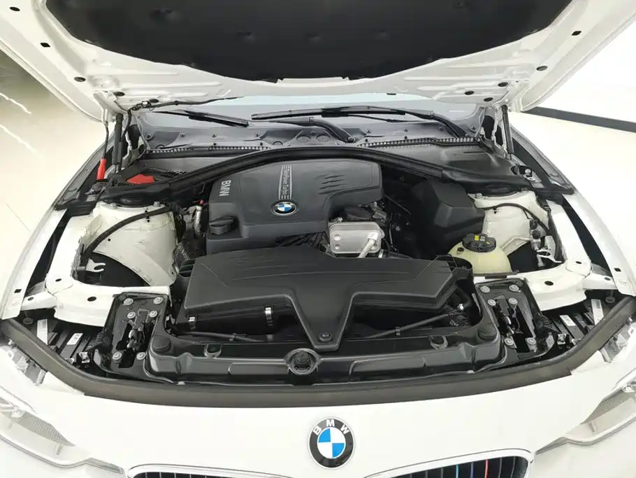 BMW 3 Series — миниатюра 10