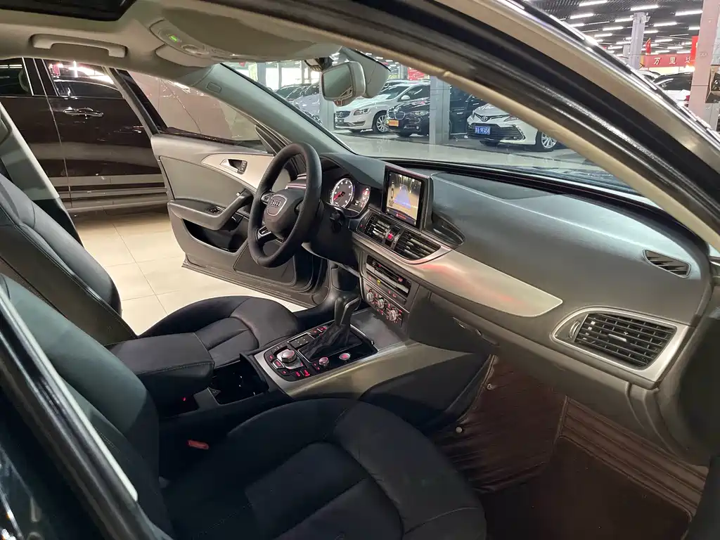 Audi A6L — миниатюра 10