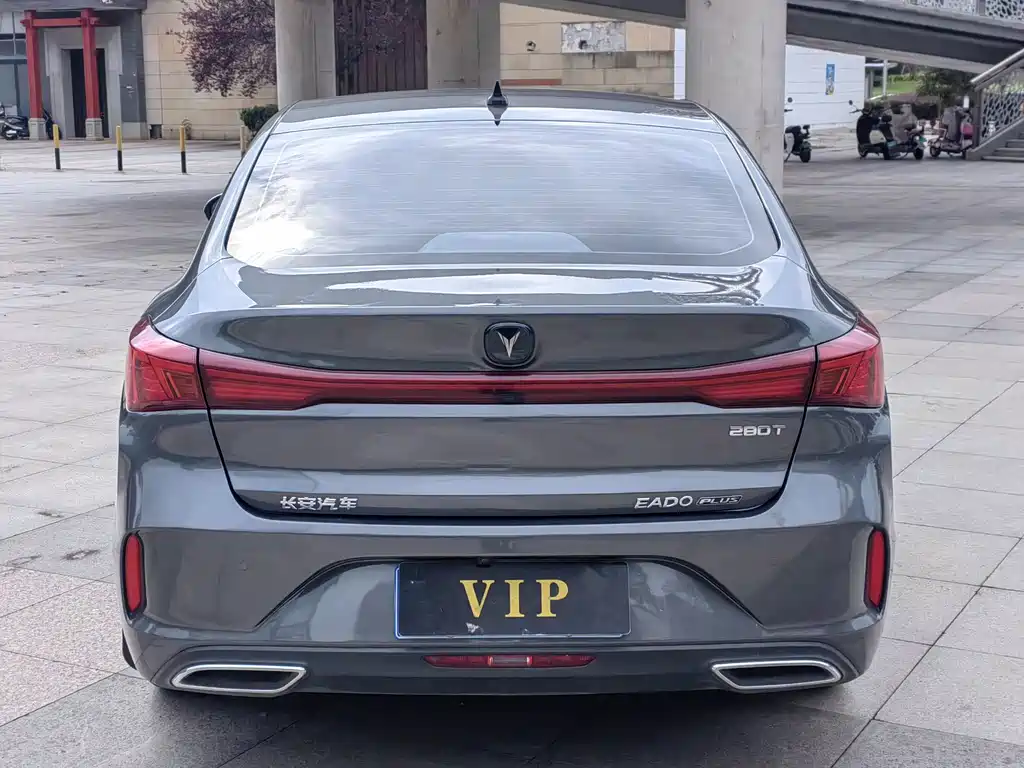 Changan Eado — миниатюра 5