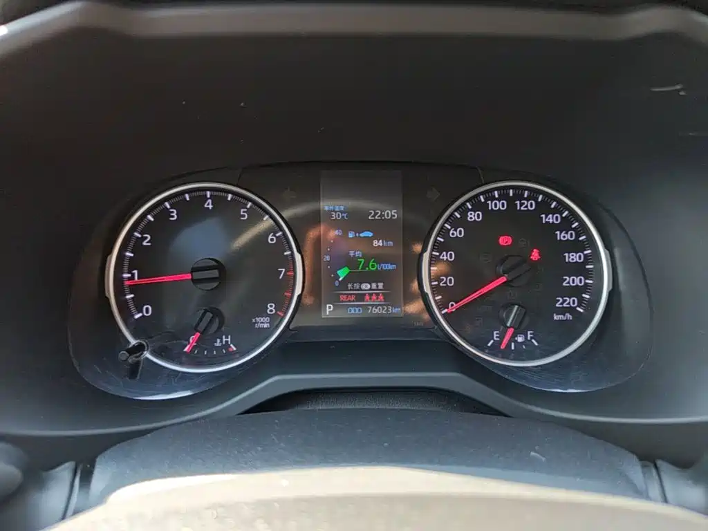 Toyota RAV4 — миниатюра 12