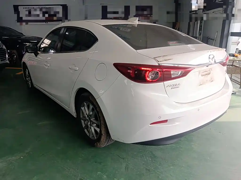 Mazda 3 Axela — миниатюра 5
