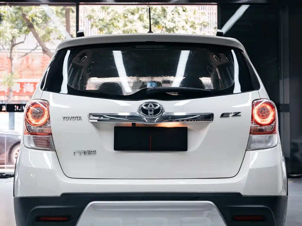 Toyota Verso — миниатюра 4