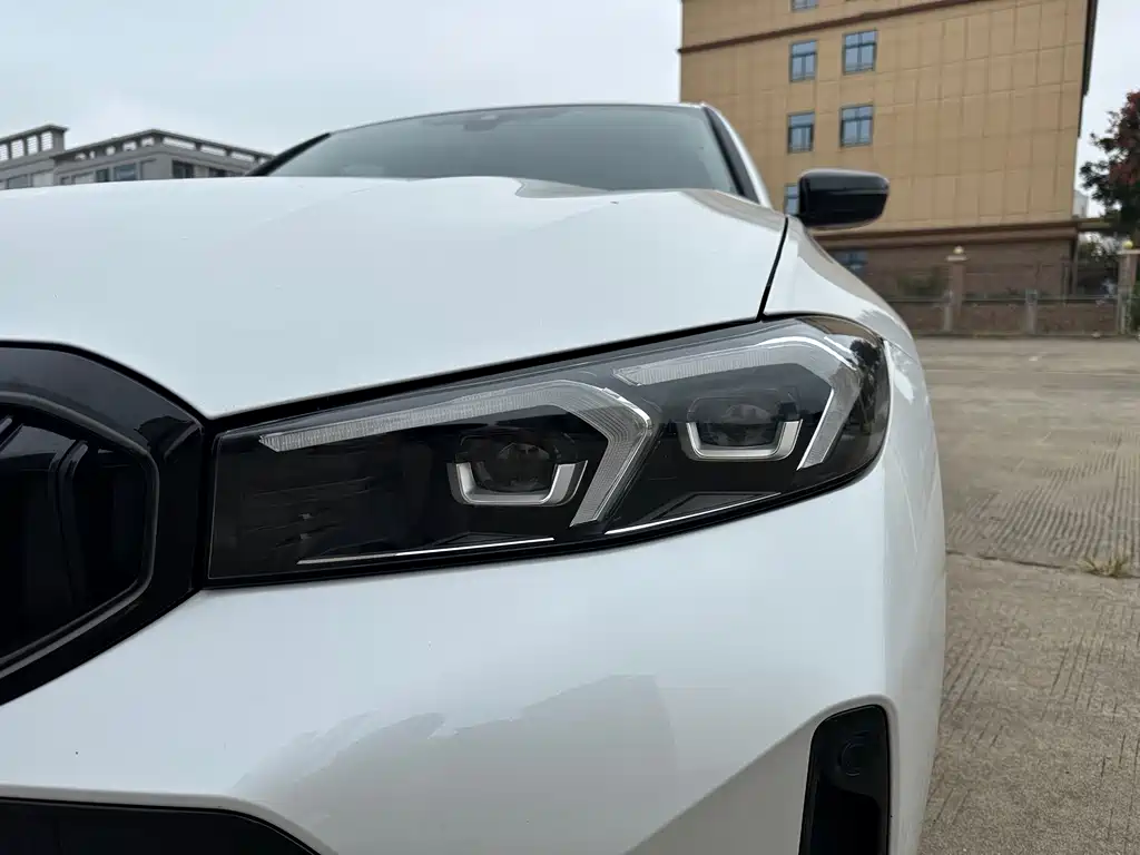 BMW 3 Series — миниатюра 7