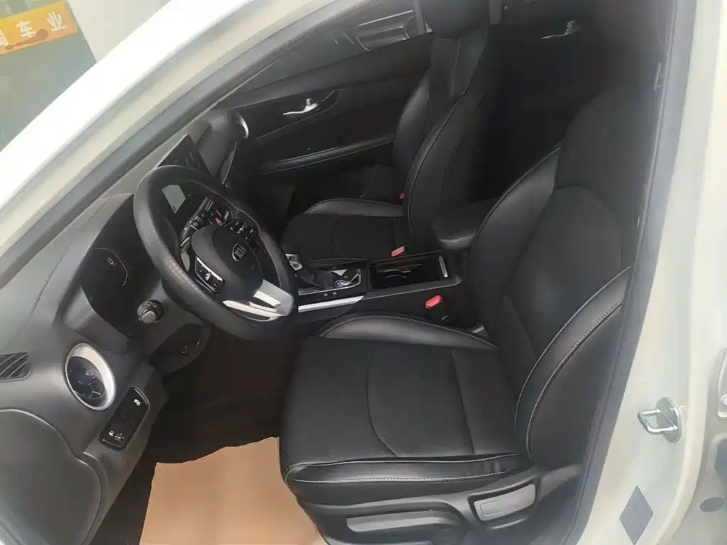 Kia K3 — миниатюра 15