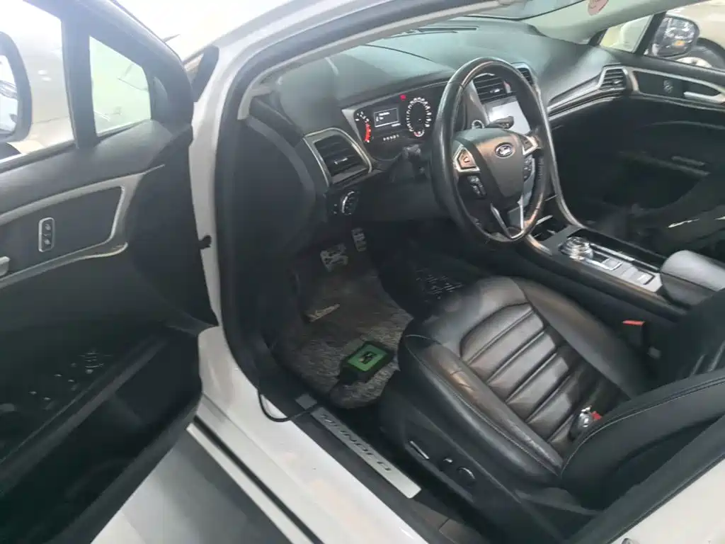 Ford Mondeo — миниатюра 16