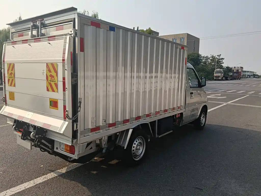 Wuling Wuling Electric Truck — миниатюра 7
