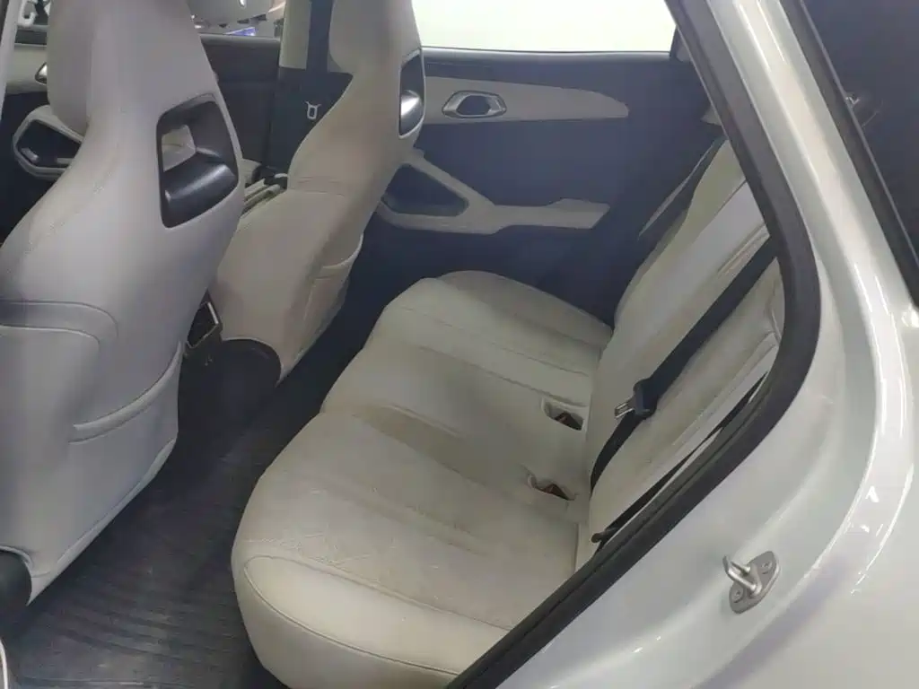 BYD Yuan UP — миниатюра 17