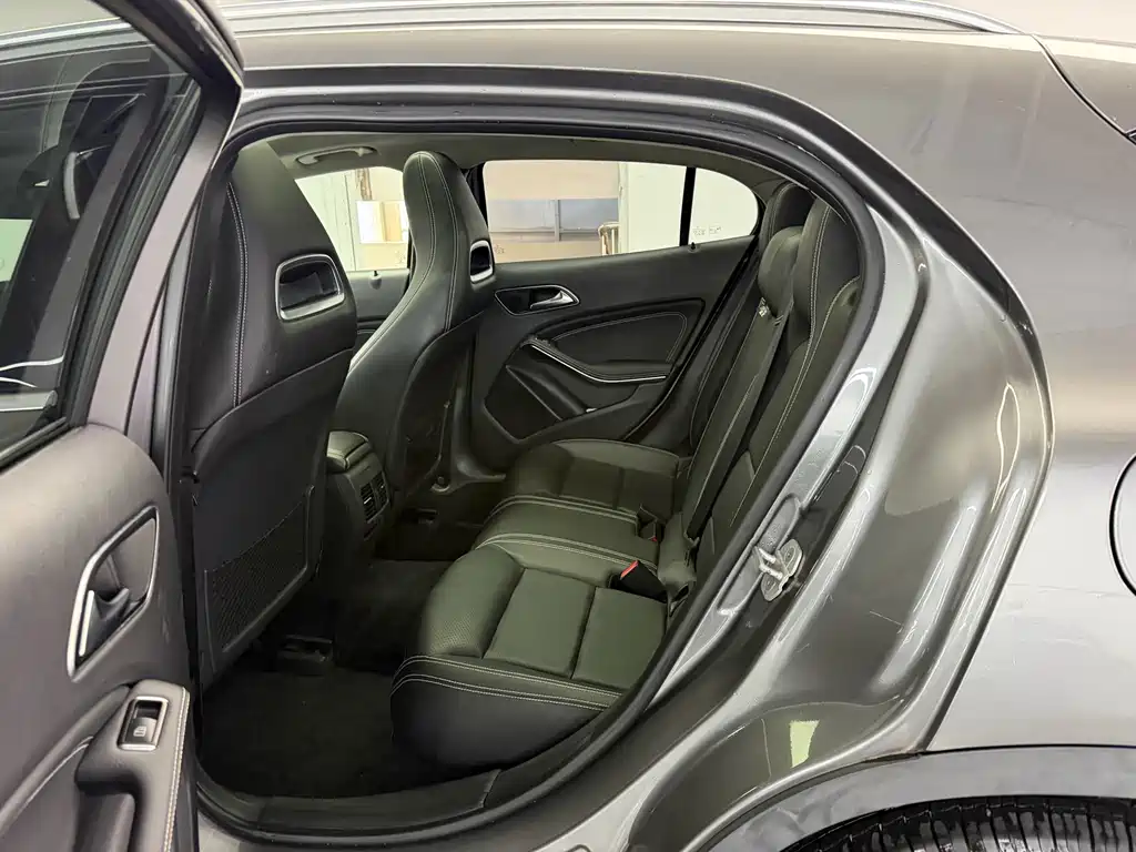 Mercedes-Benz GLA — миниатюра 5