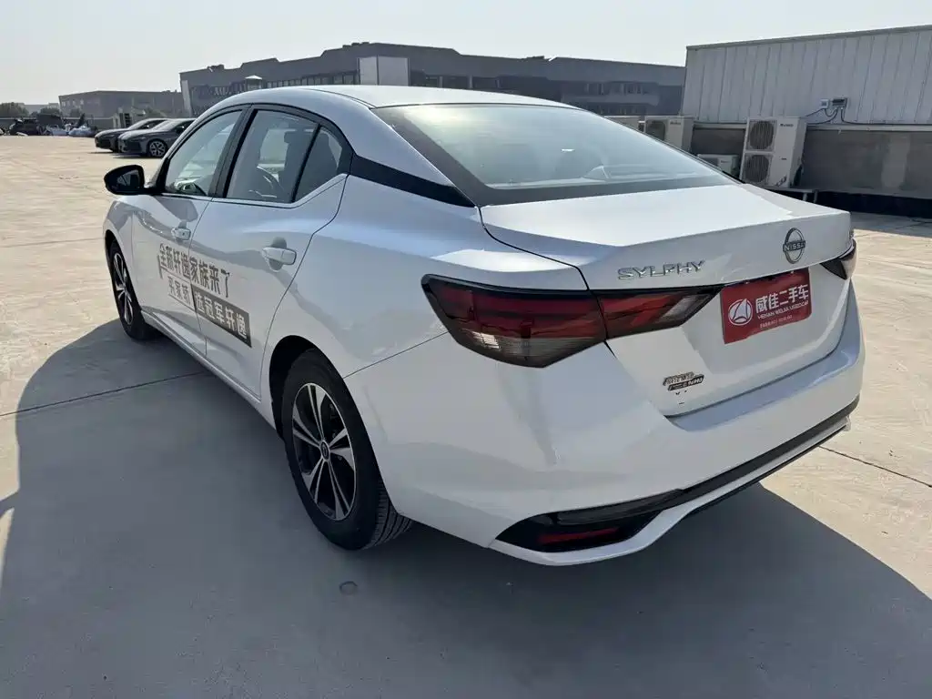 Nissan Sylphy — миниатюра 8