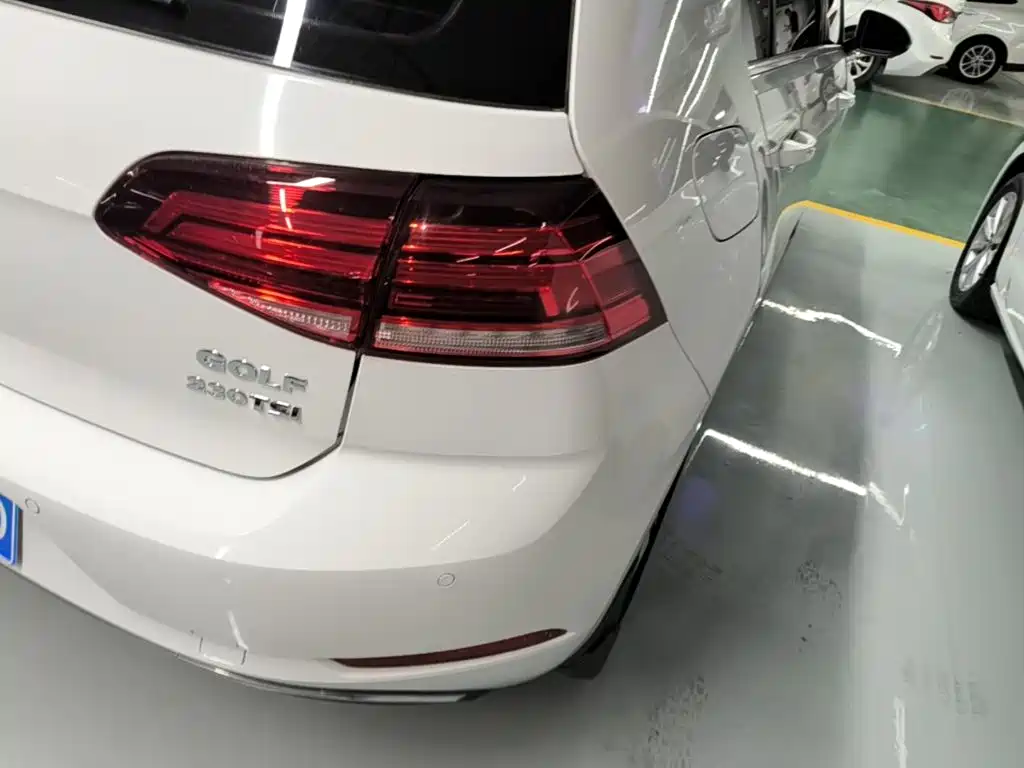 Volkswagen Golf — миниатюра 8