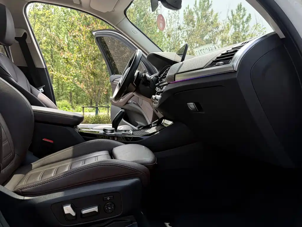 BMW X3 — миниатюра 5