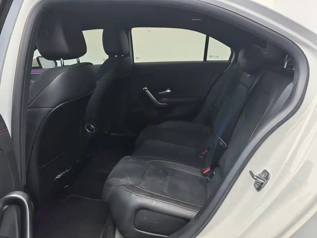 Mercedes-Benz A-Class — миниатюра 15