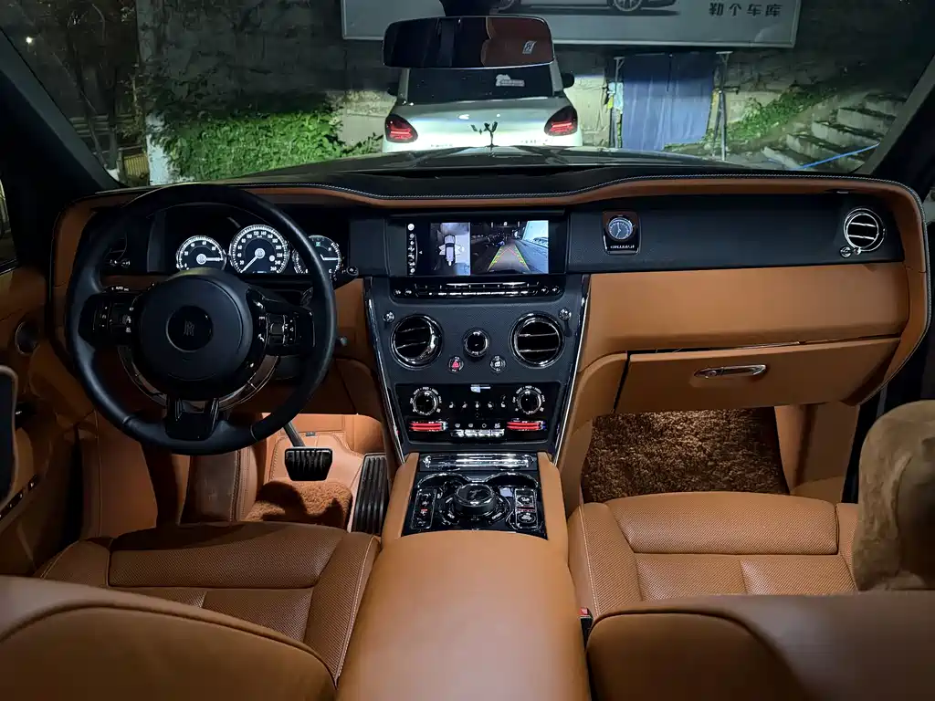 ROLLS-ROYCE CULLINAN