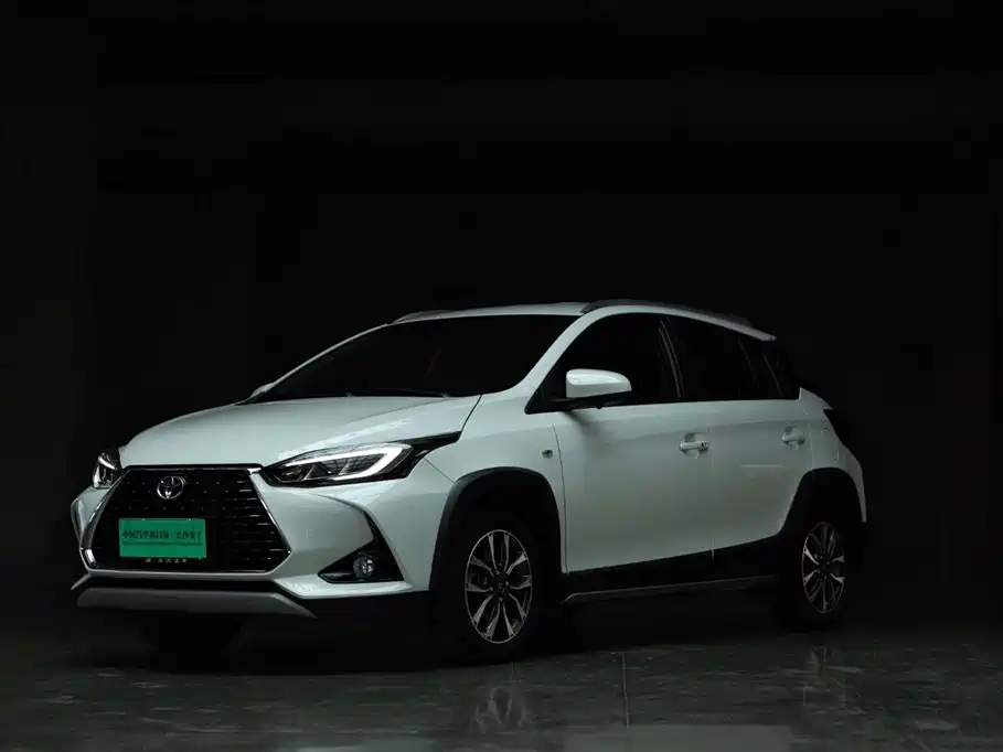 Toyota Yaris L 2022