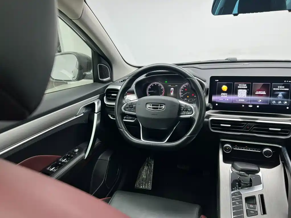 Geely Binyue — миниатюра 20