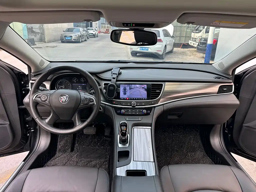 Buick LaCrosse — миниатюра 6