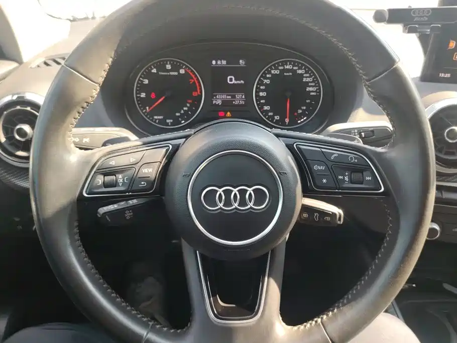 Audi Q2L — миниатюра 15
