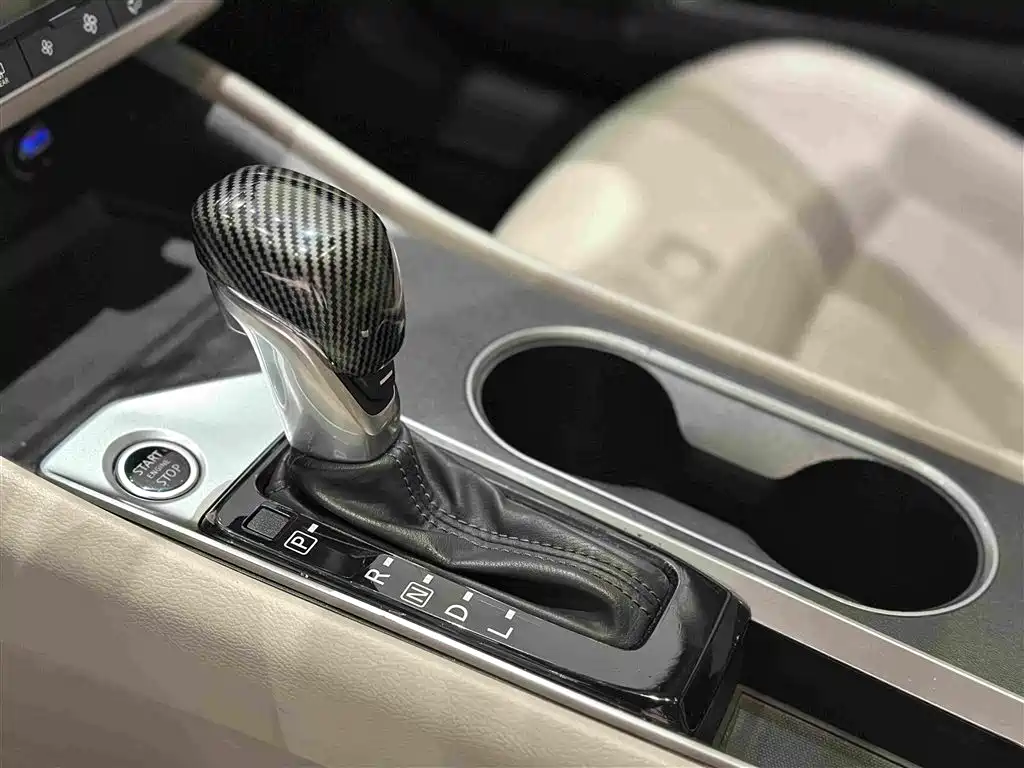 Nissan Teana — миниатюра 11