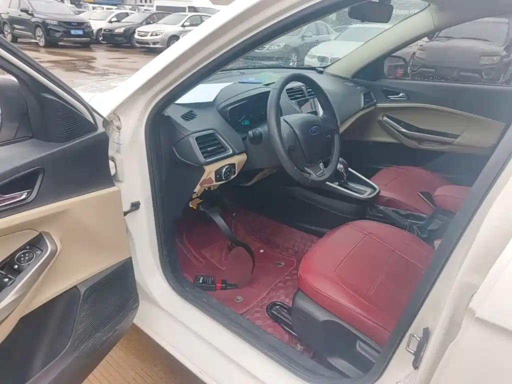Ford Escort — миниатюра 16
