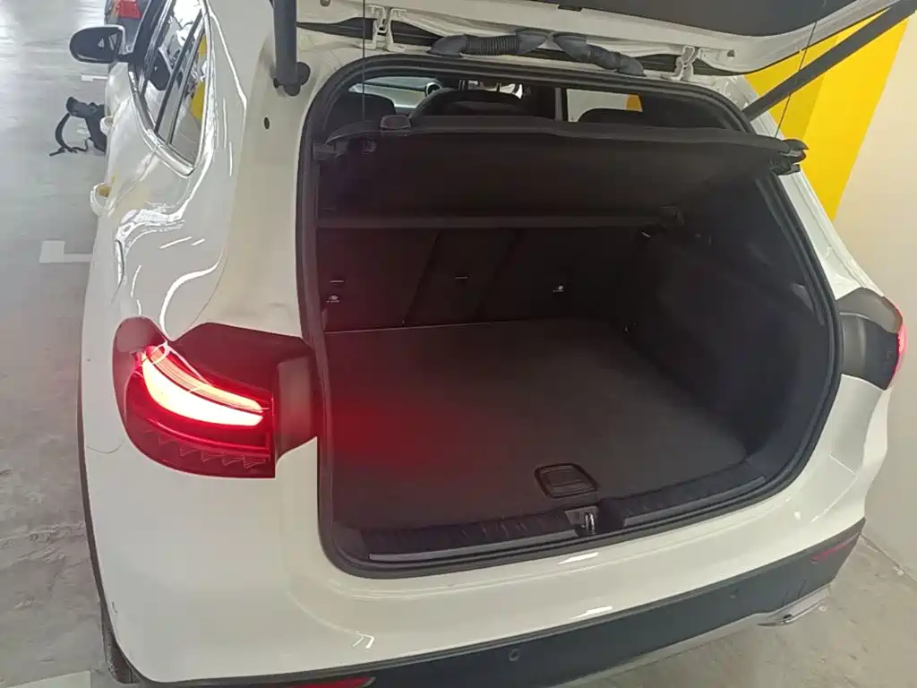 Mercedes-Benz GLA — миниатюра 19