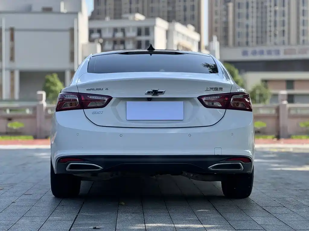 Chevrolet Malibu XL — миниатюра 8