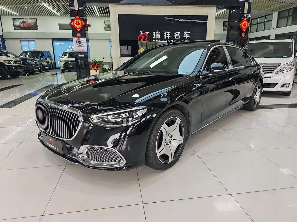 Mercedes-Benz S-Class 2023