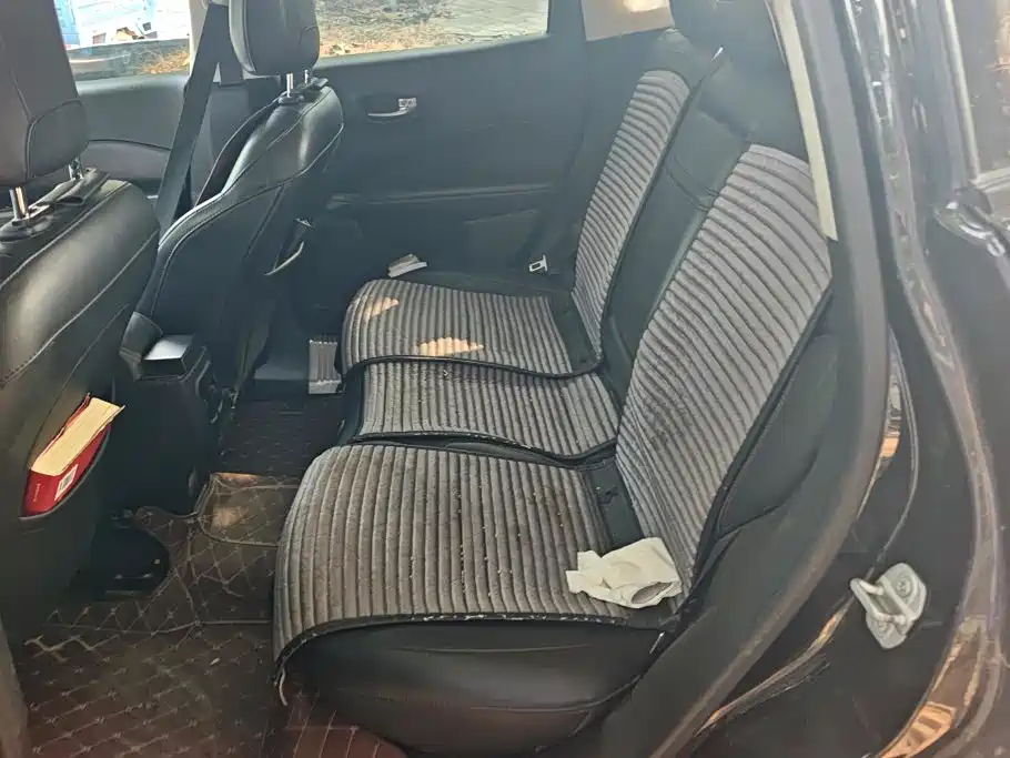 Jeep Compass — миниатюра 11