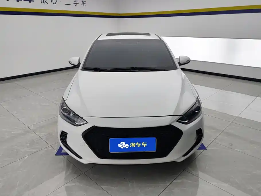 Hyundai Elantra — миниатюра 2
