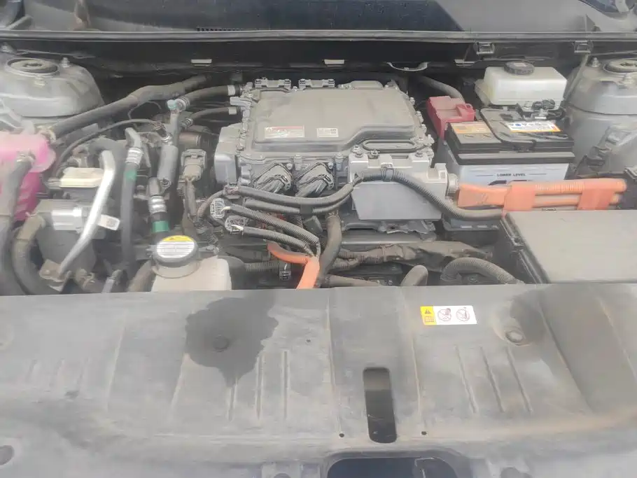 Toyota bZ4X — миниатюра 10