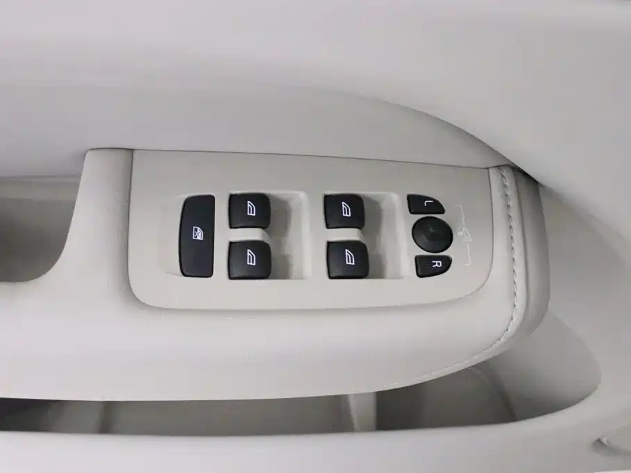 Volvo XC60 — миниатюра 14