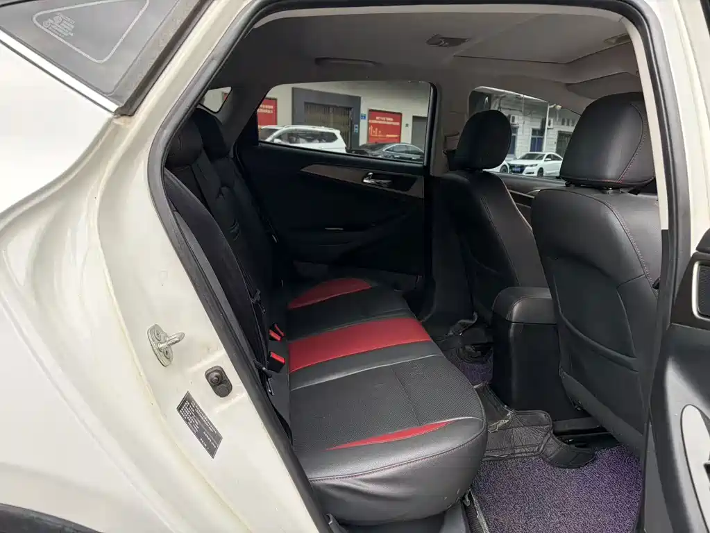 Changan Eado XT — миниатюра 11