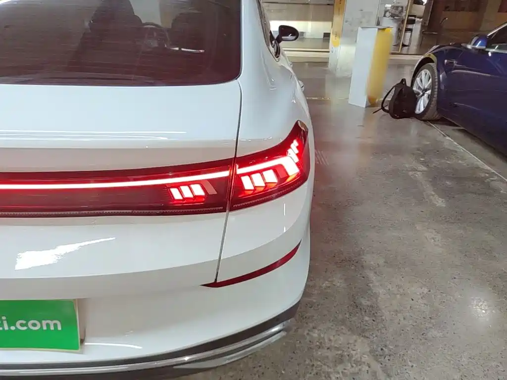 Volkswagen Lamando — миниатюра 8