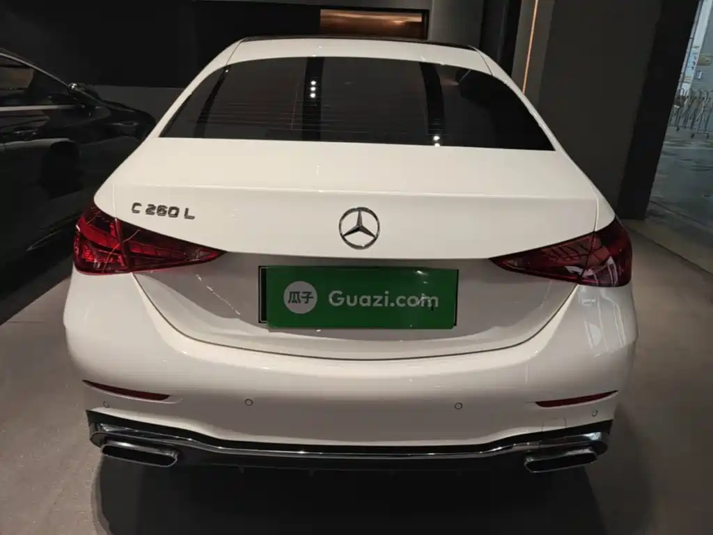 Mercedes-Benz C-Class — миниатюра 6