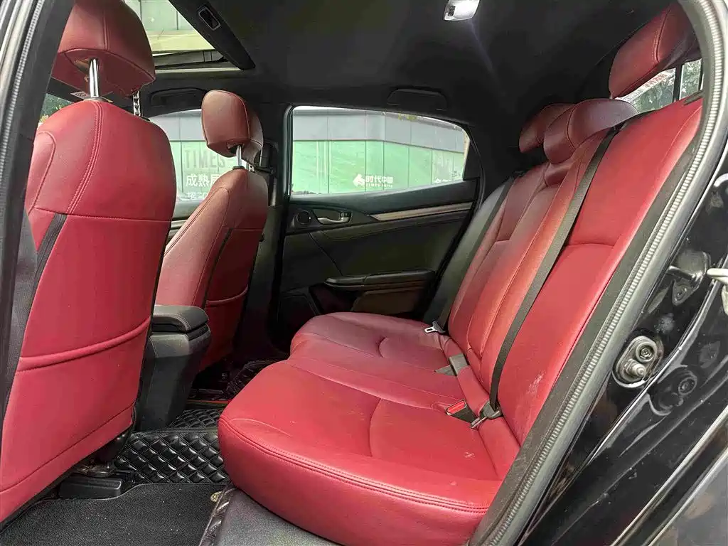 Honda Civic — миниатюра 18