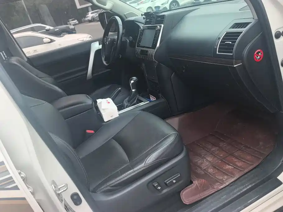 Toyota Land Cruiser Prado 2018 3.5L AT TX-L