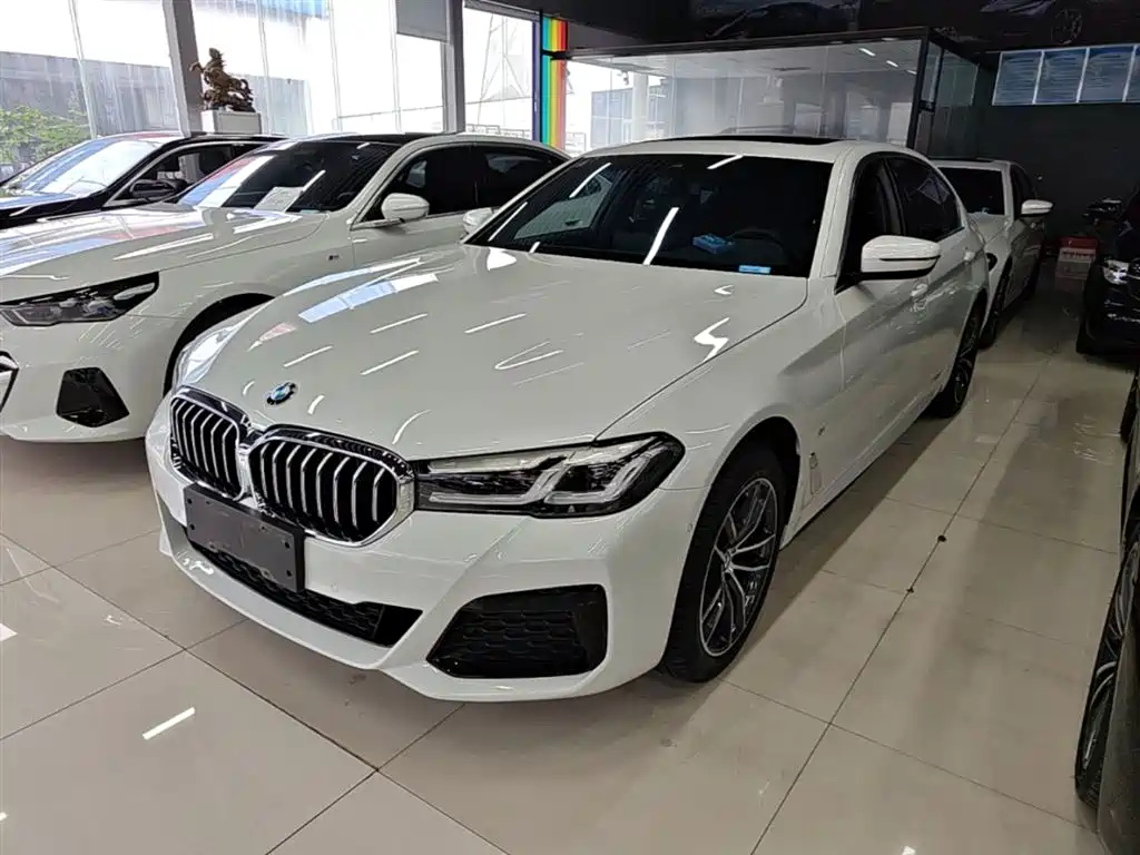BMW 5 Series 2024