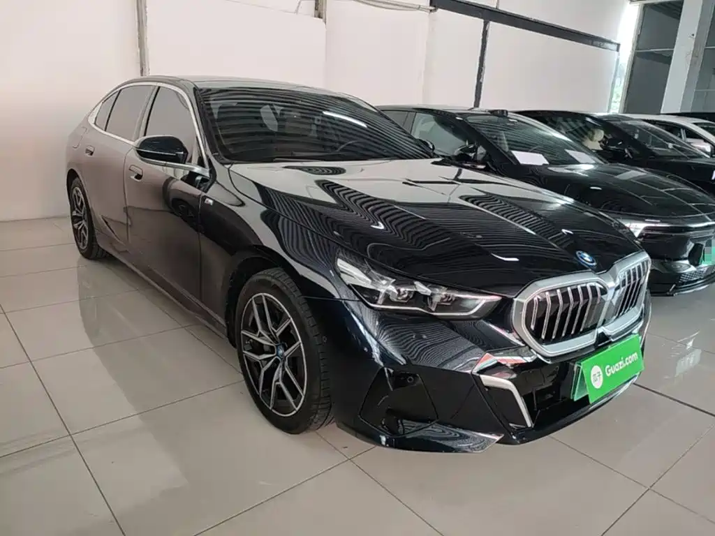 BMW i5 — миниатюра 4