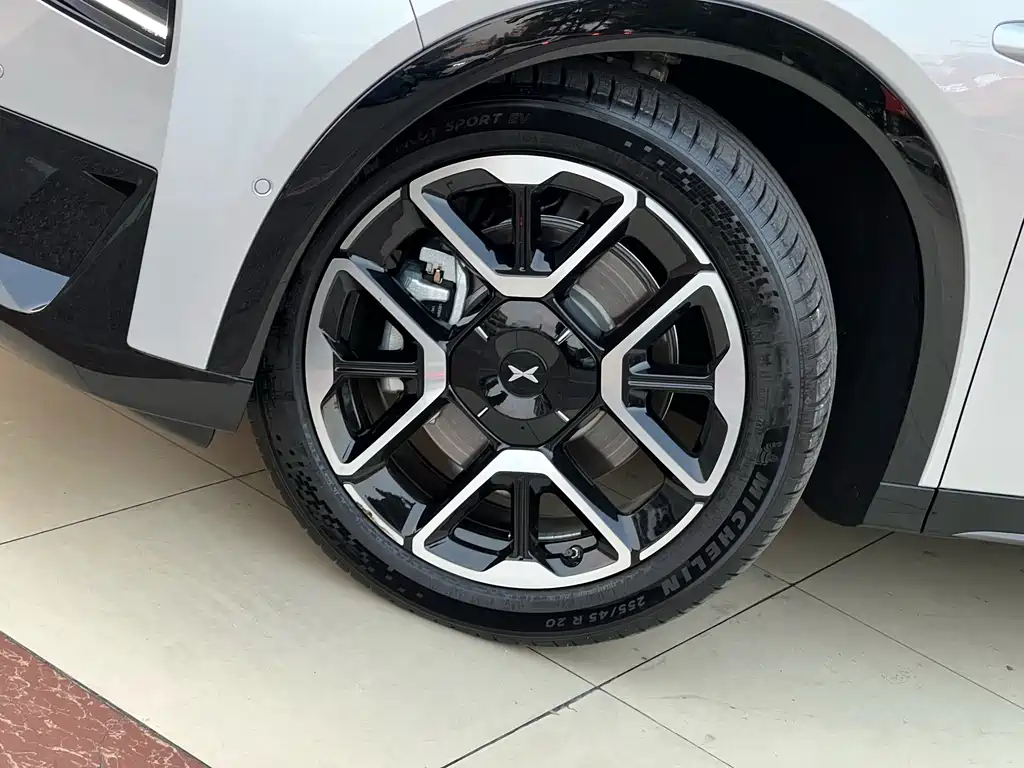 XPeng G7 — миниатюра 23