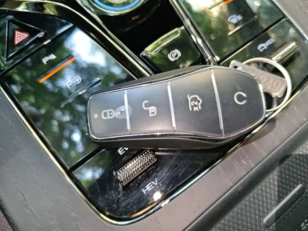 BYD Han — миниатюра 9