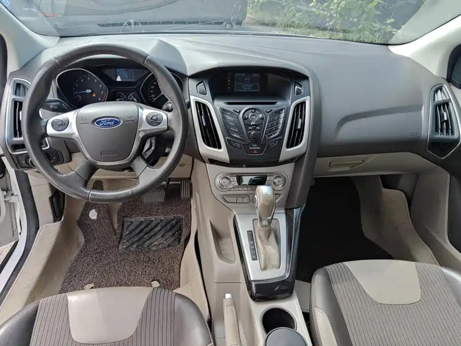 Ford Focus — миниатюра 12