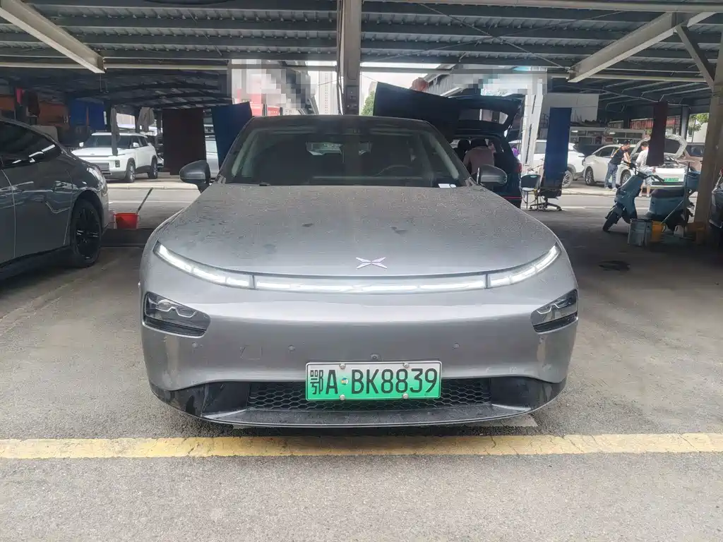 XPeng P7 — миниатюра 2