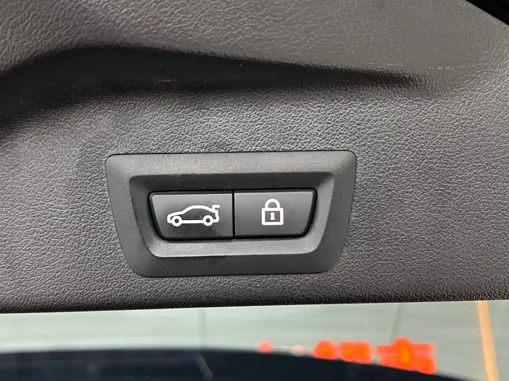 BMW X5 (Import) — миниатюра 28