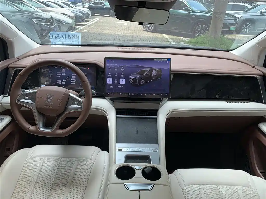 BYD Xia — миниатюра 6