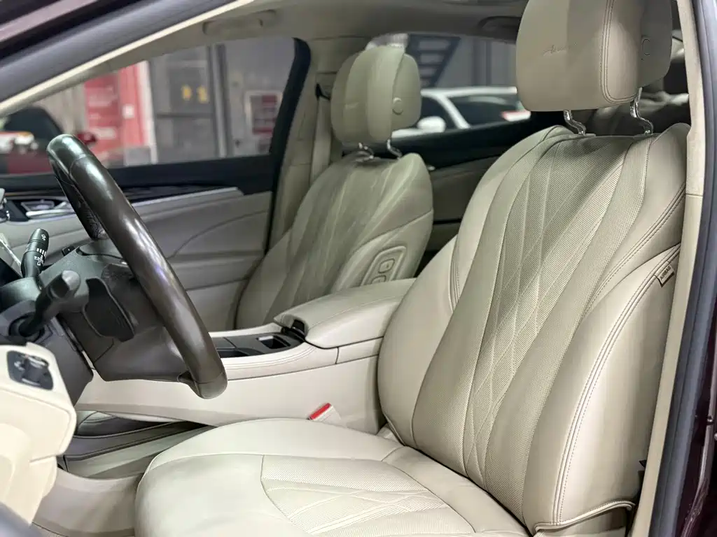 Buick LaCrosse — миниатюра 18